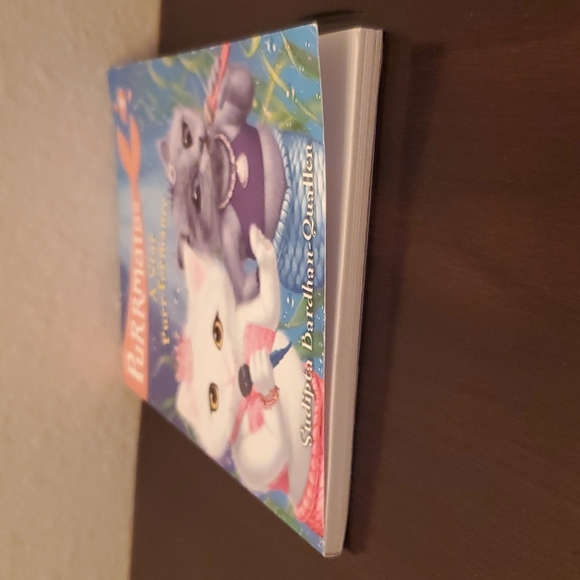 💖5/$15 Purrmaids A Star Purr-formance Book - Picture 3 of 4